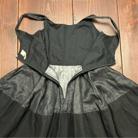 Adorable Gap Denim Dress - Picture 8 of 16